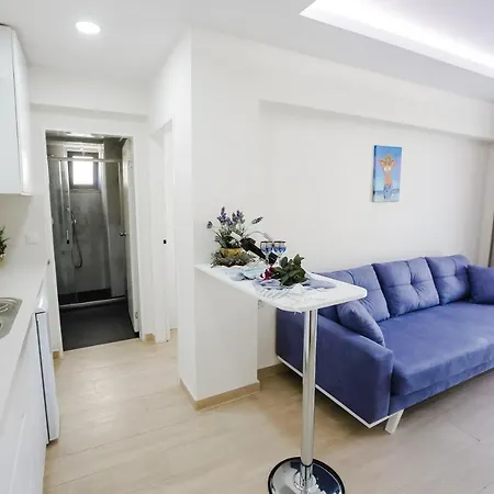 Princess Kinli Aparthotel